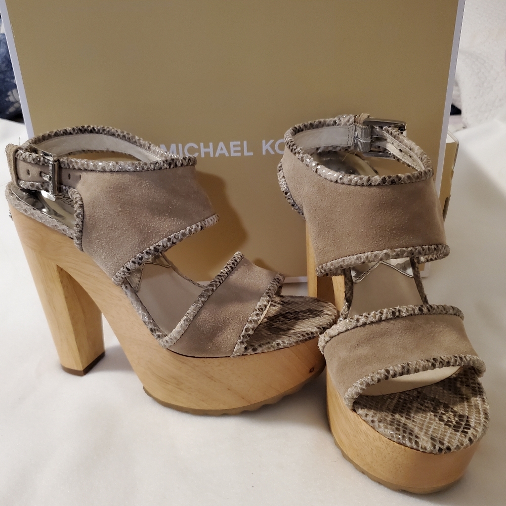 NWOT Michael Kors Block Heel Platform Sandals Suede Python